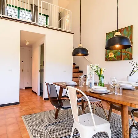 Sleeps 4 Daire Begur